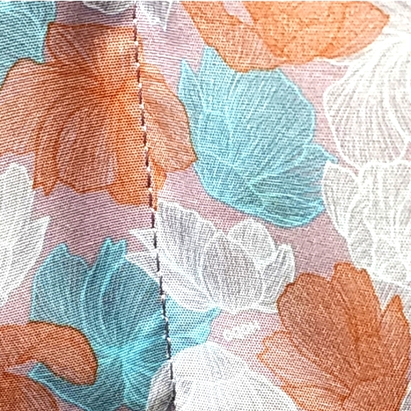 HOBO distressed leather clamshell shoulder bag with zip closure - Picture 5 of 7